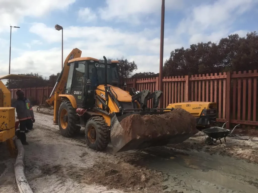 P002 saldanha substation n jcb backhoe loader earthworks